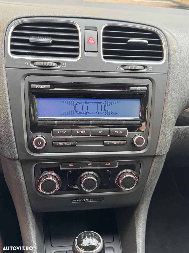 Volkswagen Golf 2.0 TDI DPF Highline - 8
