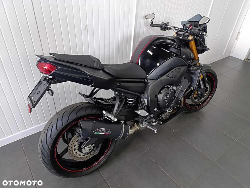 Yamaha FZ8 - 3