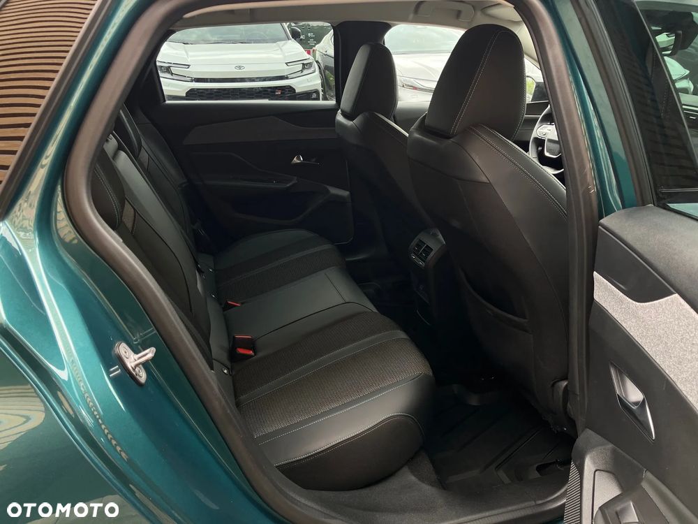 Peugeot 308 1.2 PureTech Allure Pack S&S - 17