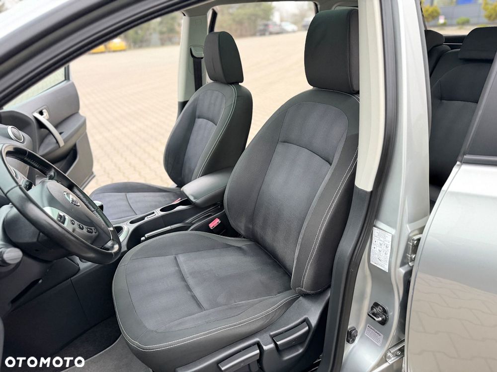 Nissan Qashqai+2 2.0 I-Way - 31