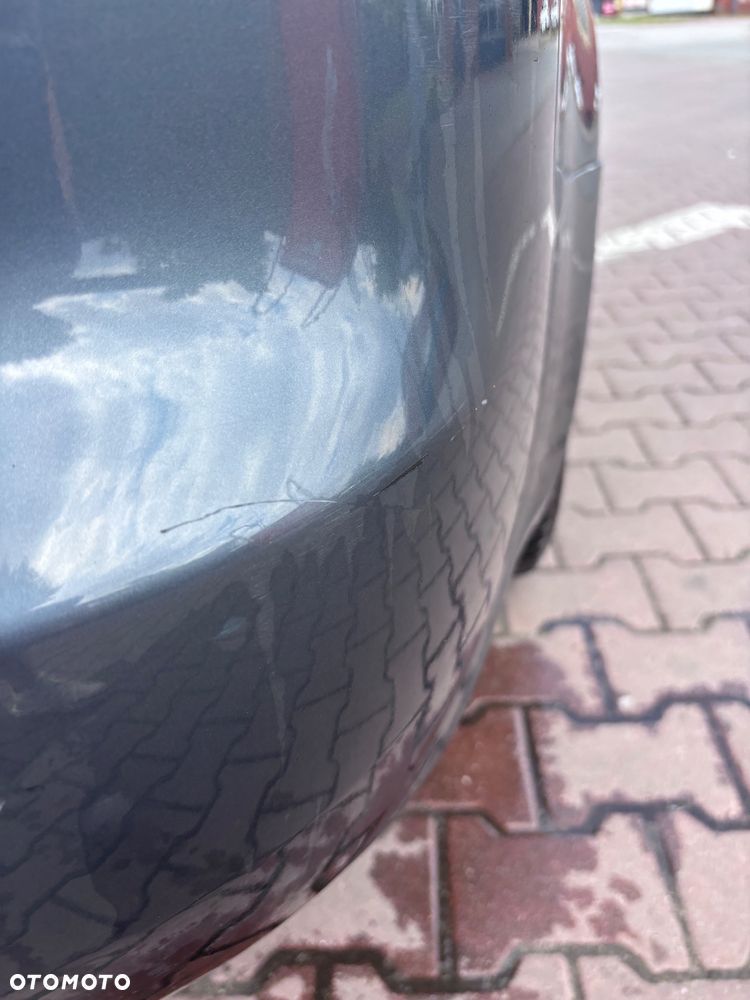 Audi A4 Avant 2.0 TDI DPF - 9