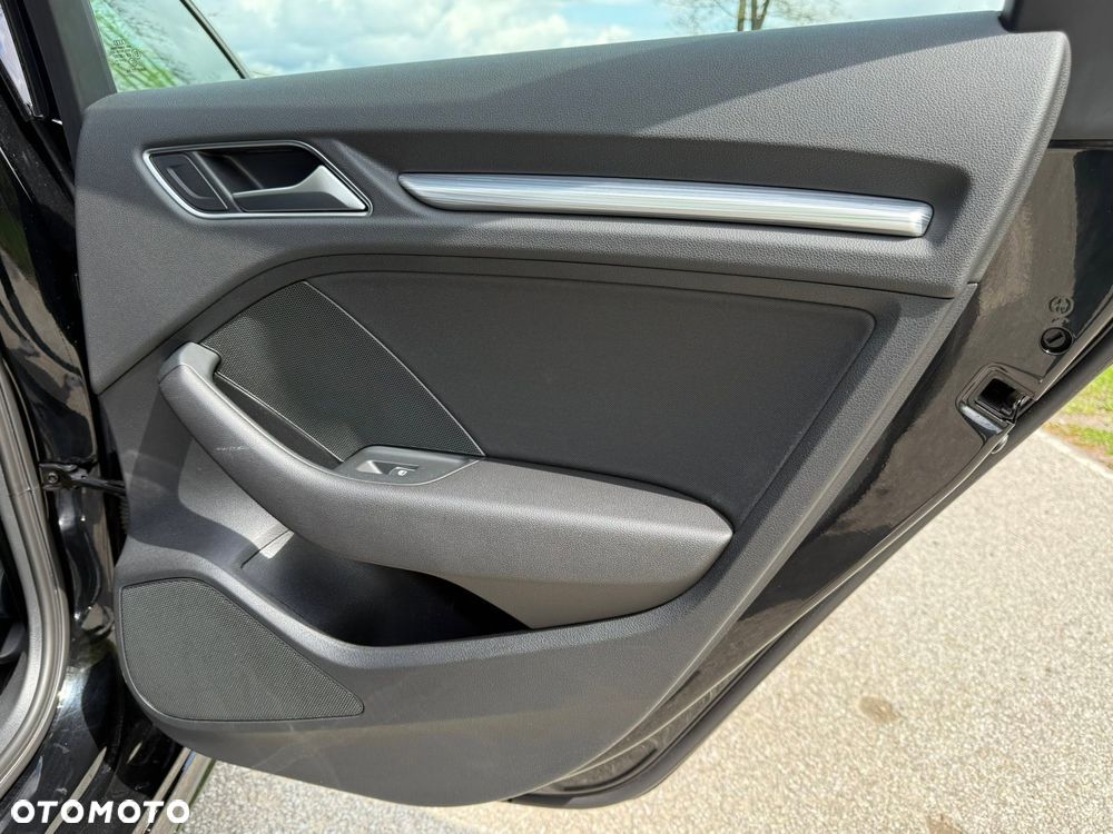 Audi A3 Sportback - 19