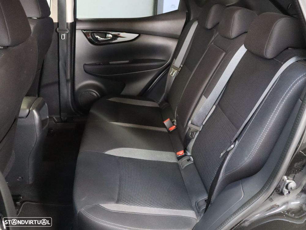 Nissan Qashqai 1.5 dCi Acenta DCT - 9