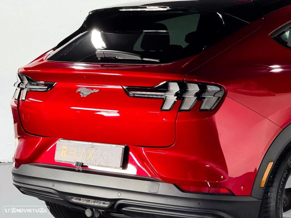 Ford Mustang Mach-E Standard - 24