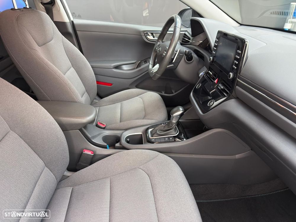 Hyundai Ioniq 1.6 GDI PHEV Pack Plus - 35