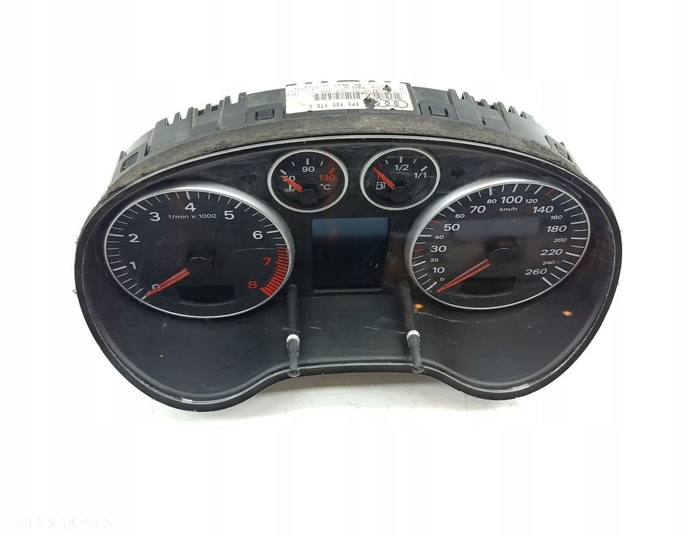 ZEGARY LICZNIK AUDI A3 8P 1.6 FSI 8P0920931A - 1