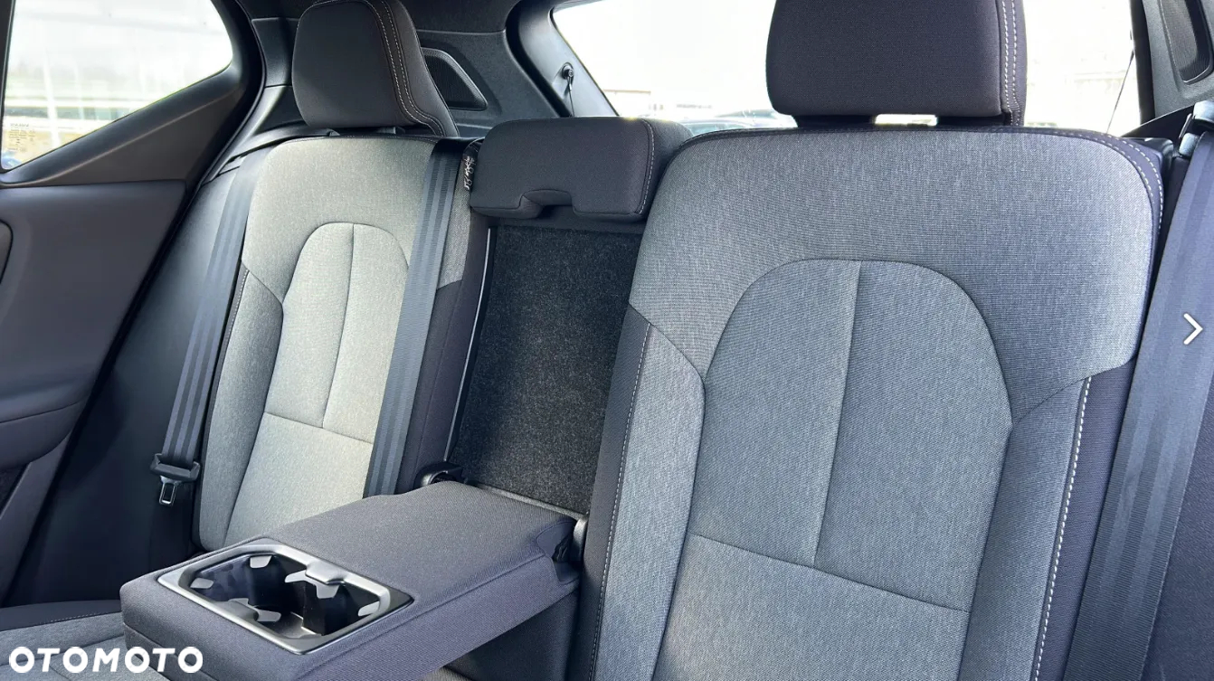 Volvo XC 40 B3 Plus Dark - 10