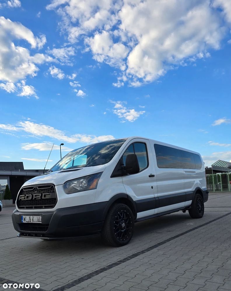 Ford Transit - 1