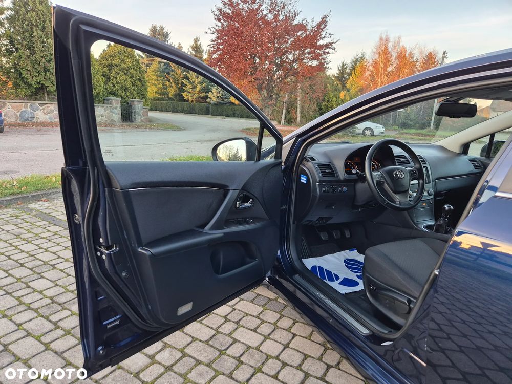 Toyota Avensis 2.0 Prestige NAVI - 22