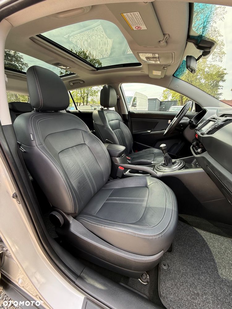 Kia Sportage 2.0 CVVT 4WD Vision - 22