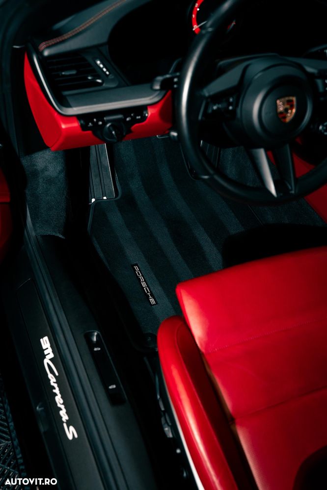 Porsche 911 GTS PDK - 5