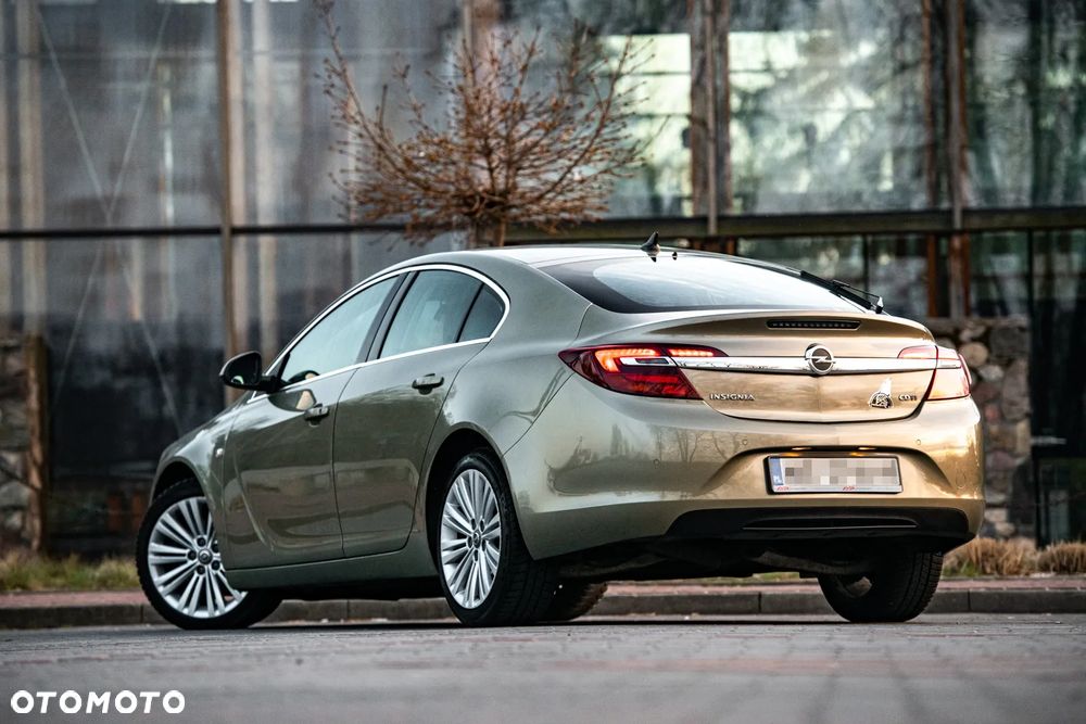 Opel Insignia 2.0 CDTI Cosmo - 3