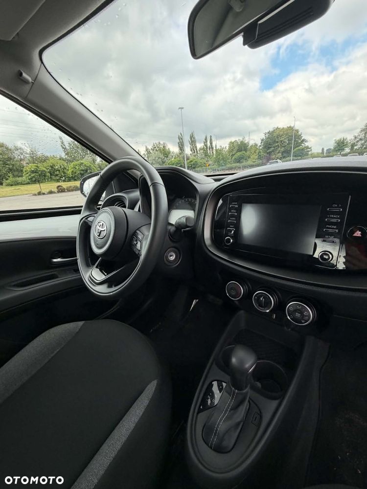 Toyota Aygo X - 10
