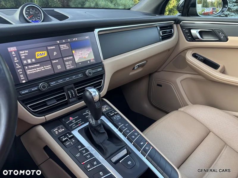 Porsche Macan Standard - 33