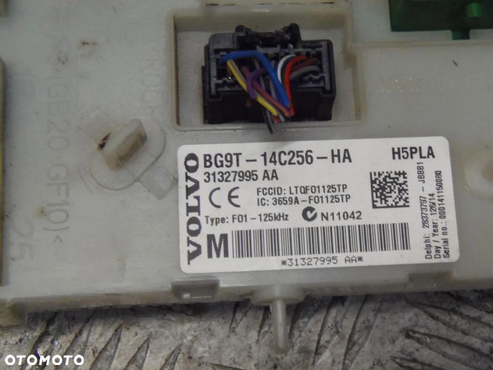 MODUŁ CEM SKRZYNKA BEZPIECZNIKÓW VOLVO S60 II 31327995 - 2