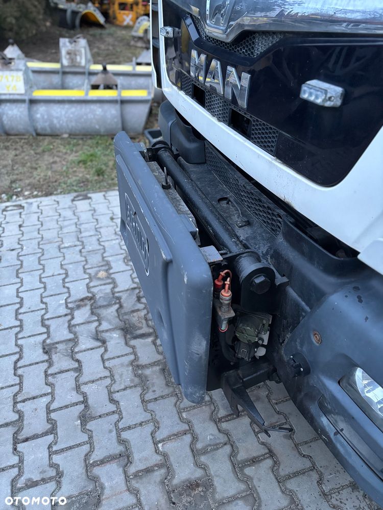 MAN TGM 26.290 6X4BB PIASKARKA SOLARKA pług schmidt - 12