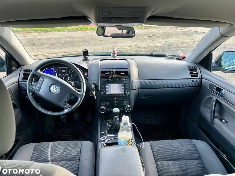 Volkswagen Touareg 2.5 R5 TDI - 12