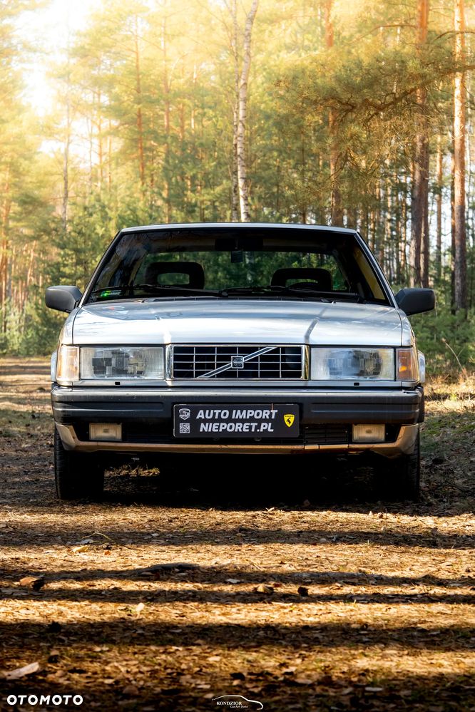 Volvo 780 - 4