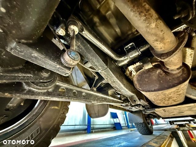 Land Rover Discovery - 22