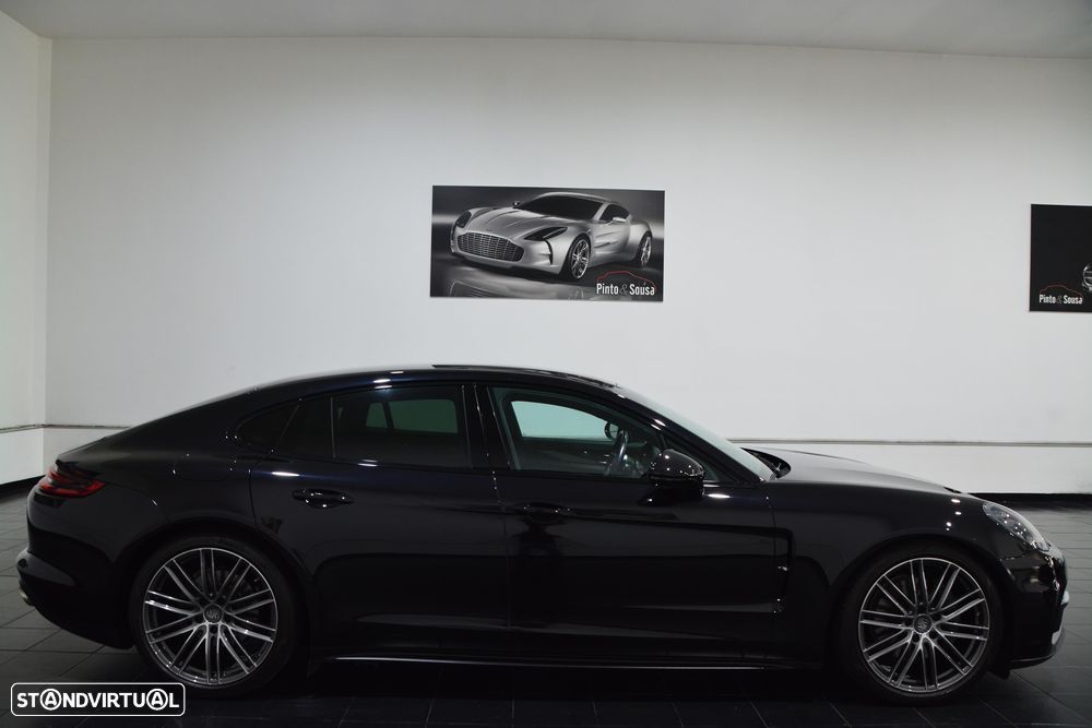 Porsche Panamera 4 S - 13