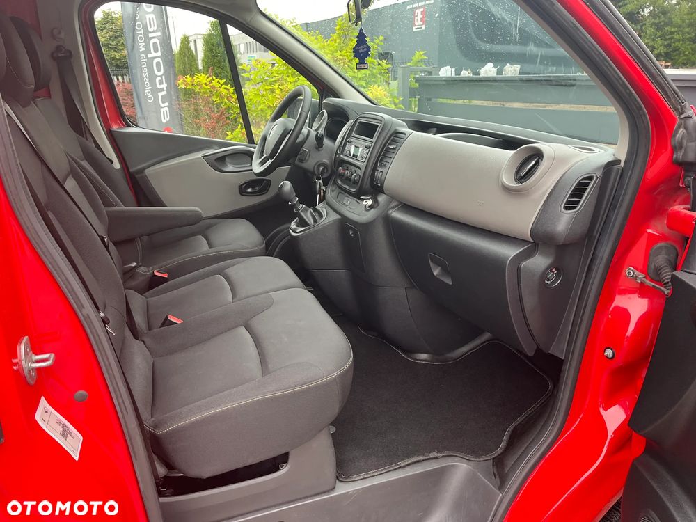 Renault TRAFIC - 13