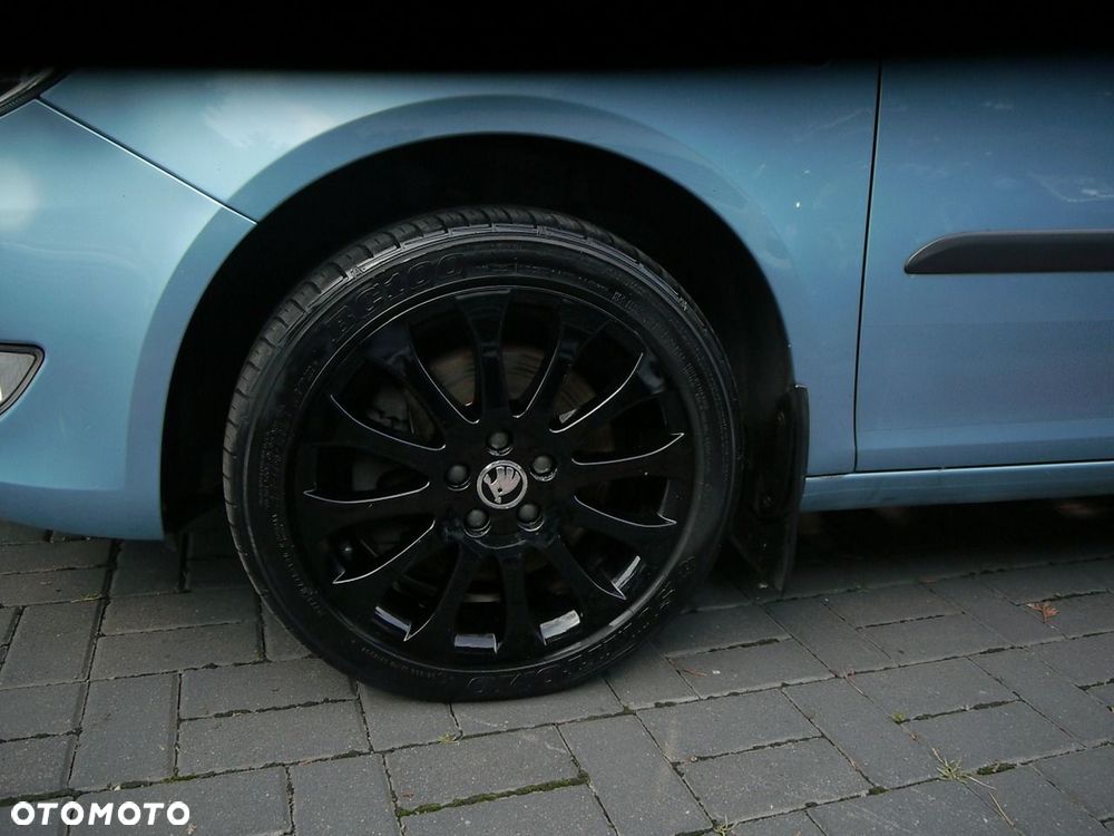 Skoda Roomster 1.6 TDI DPF Elegance PLUS EDITION - 20