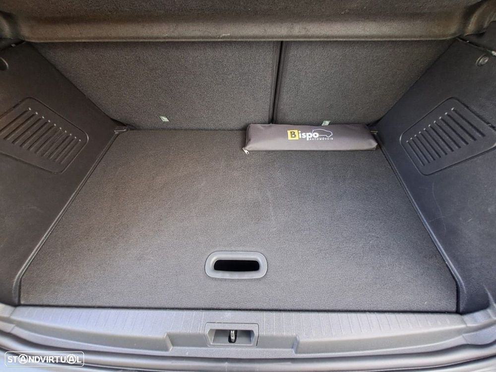 Renault Captur 1.2 TCe Initiale Paris EDC - 18