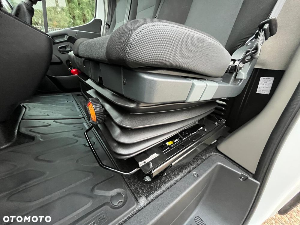 Renault Master L2H2 2.3dCi 135KM, Ledy, Klima, Salon Polska, Pierwszy Właściciel, BEZWYPADKOWY, FV 23%, SUPER STAN !!! - 30