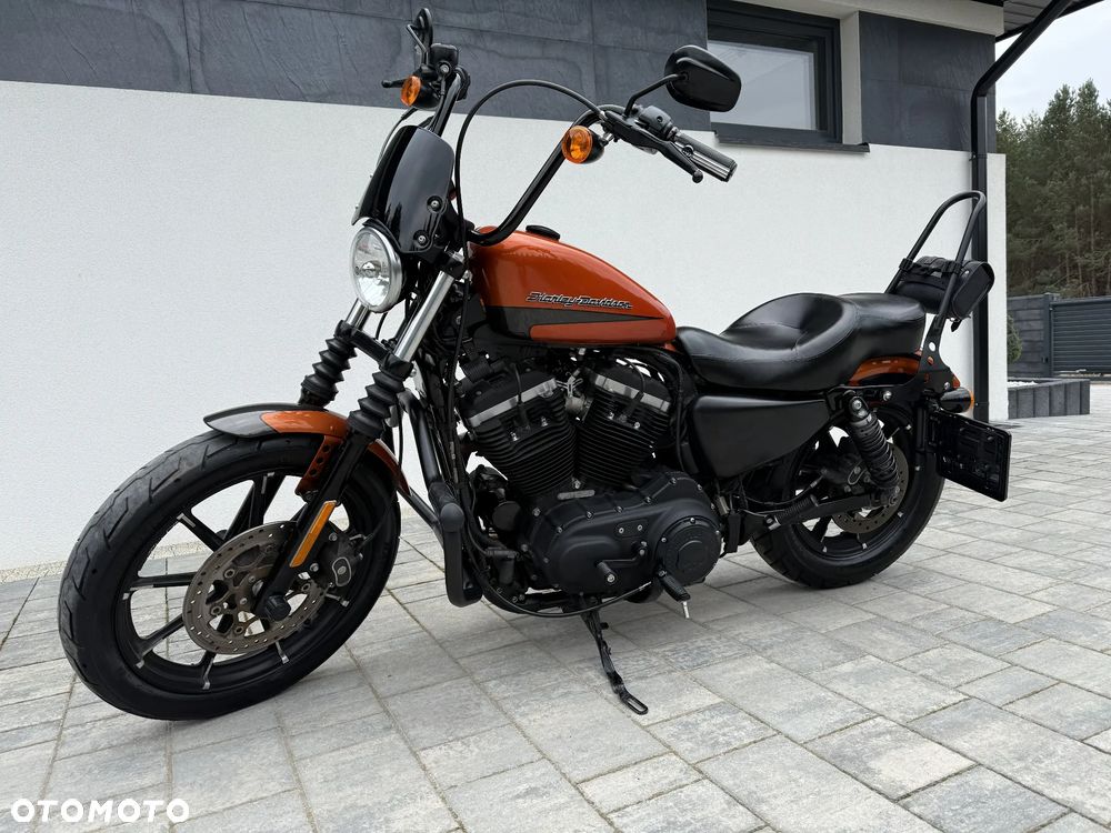 Harley-Davidson Sportster Iron 883 - 20
