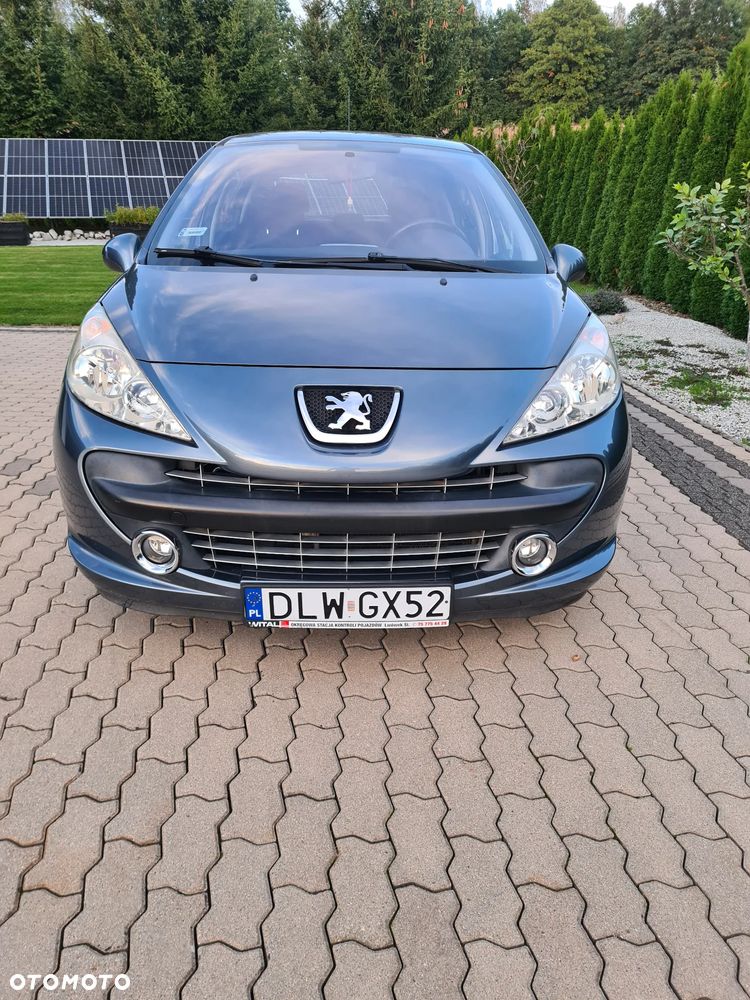 Peugeot 207 - 2
