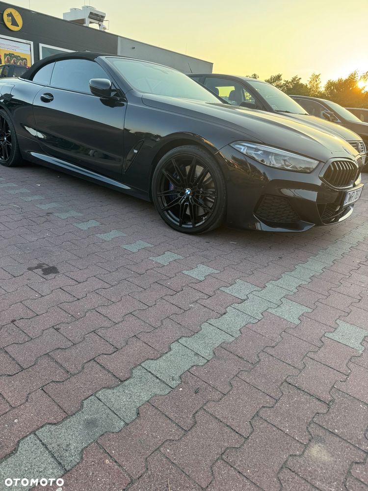 BMW Seria 8 - 23