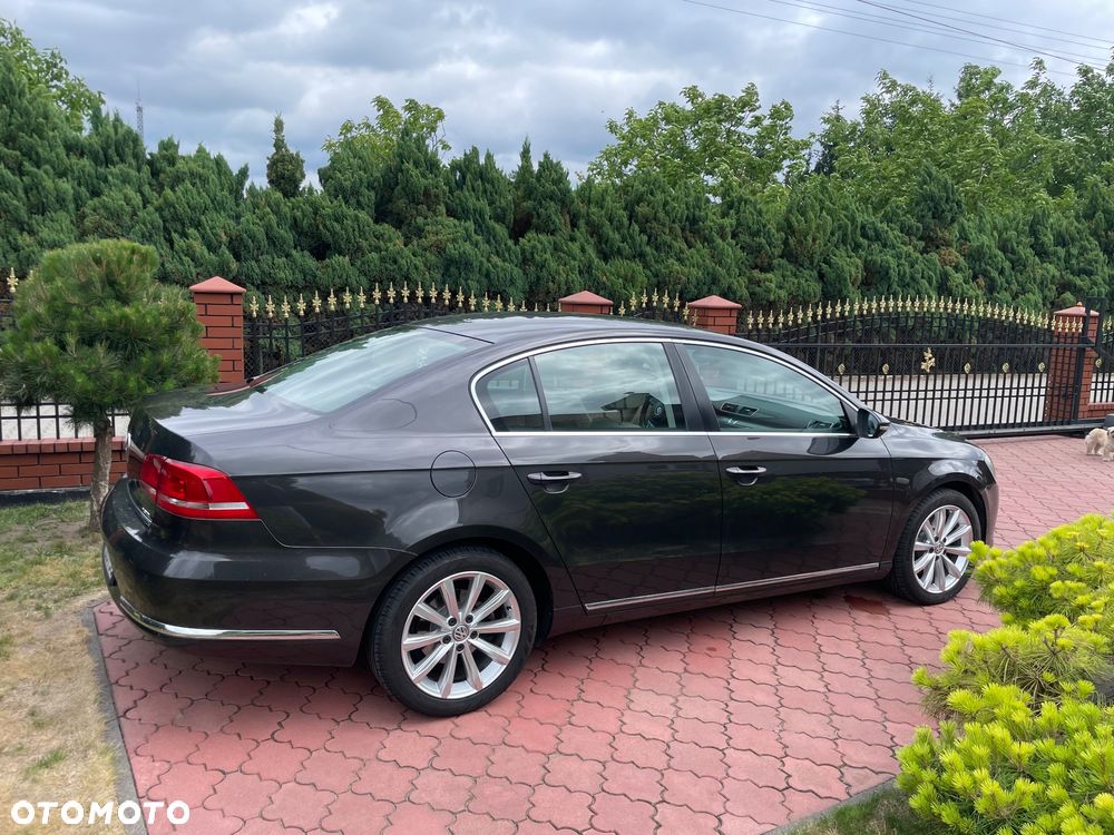 Volkswagen Passat 2.0 TDI DPF Comfortline - 5