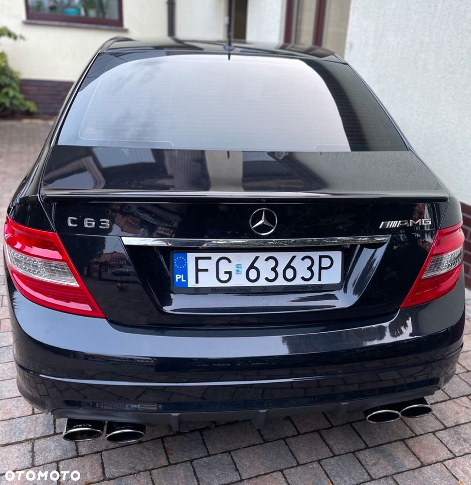 Mercedes-Benz Klasa C 63 AMG AMG SPEEDSHIFT MCT - 13