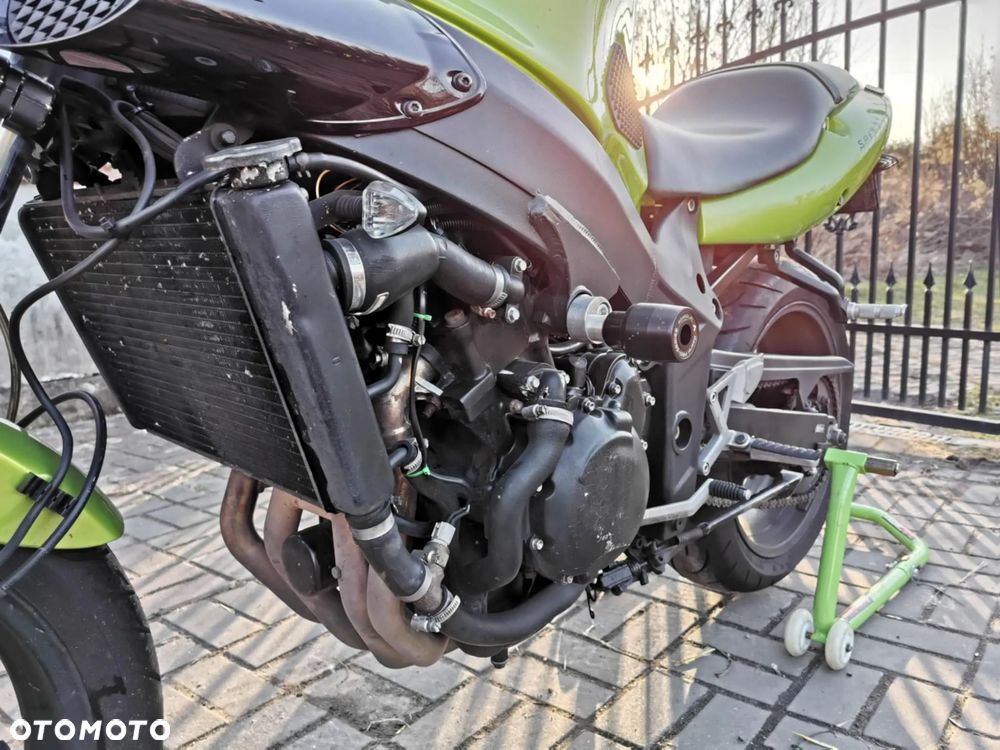 Triumph Speed Four - 3