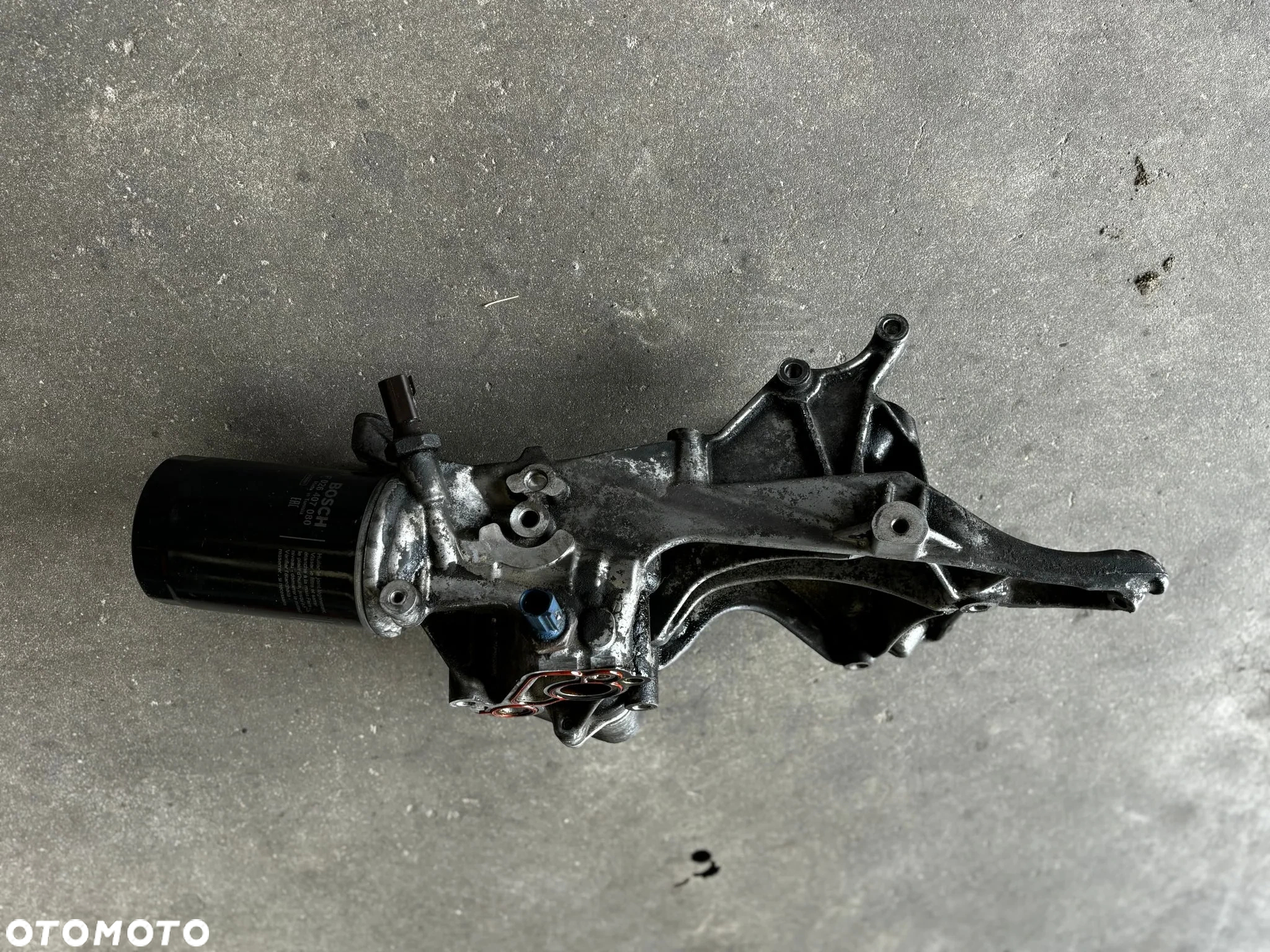 Podstawa filtra oleju Audi A5 Sportback (8TA) 2011r. 2.0 TFSI CDNC - 3