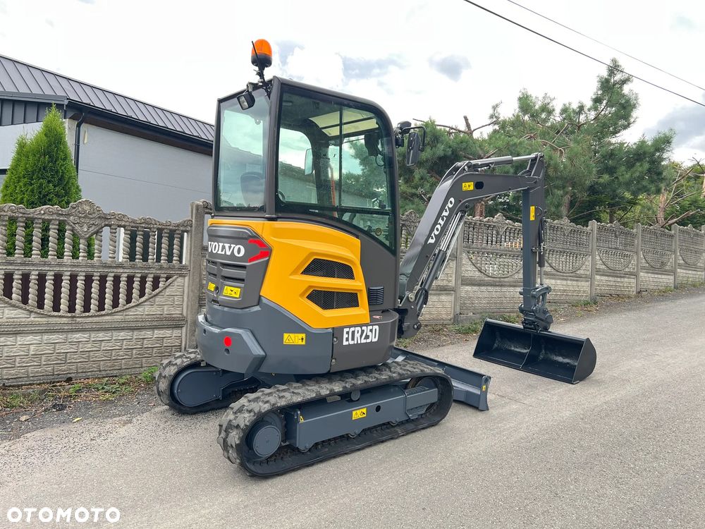 Volvo ECR25D | Minikoparka VOLVO ECR25 | Zerowy Obrys | Mini Koparka 3 Tony |Waga 2,5 Tony | Tylko 2700 MTG | Sprowadzona | Stan IDEALNY | - 5