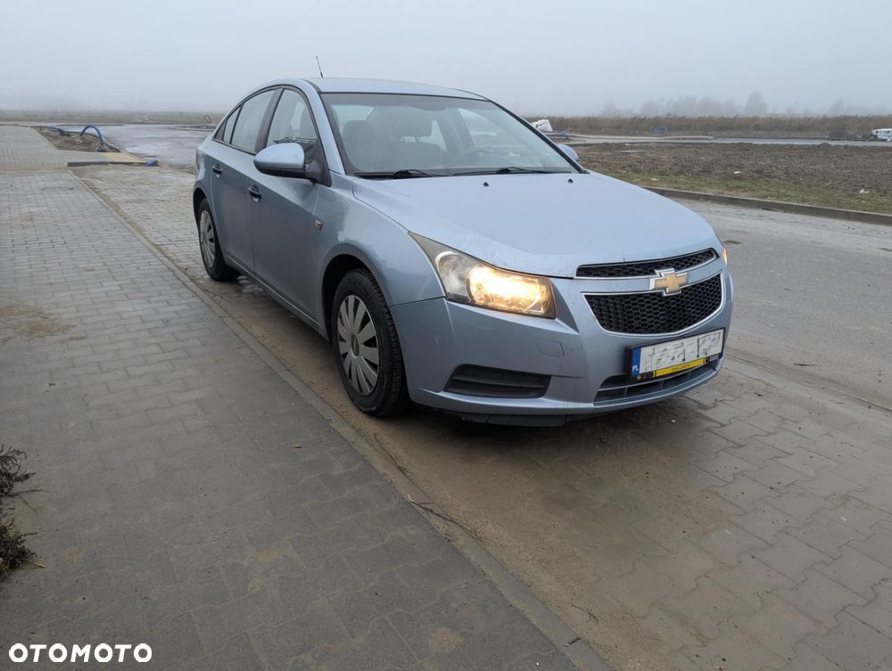 Chevrolet Cruze - 1