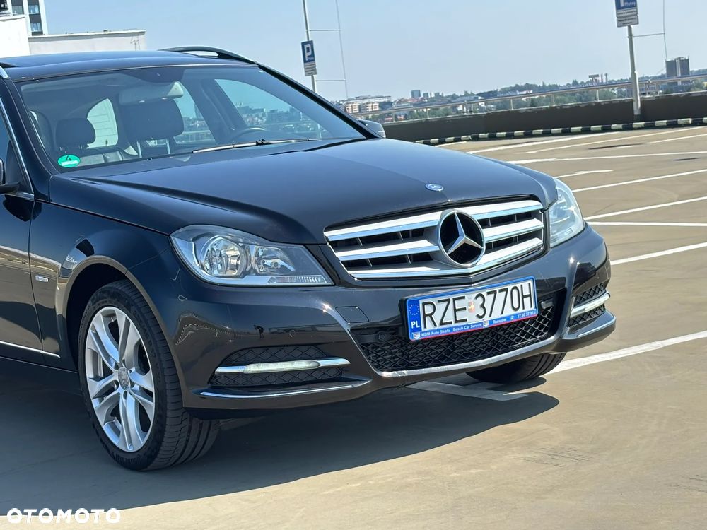 Mercedes-Benz Klasa C 180 BlueEFFICIENCY 7G-TRONIC Avantgarde - 5