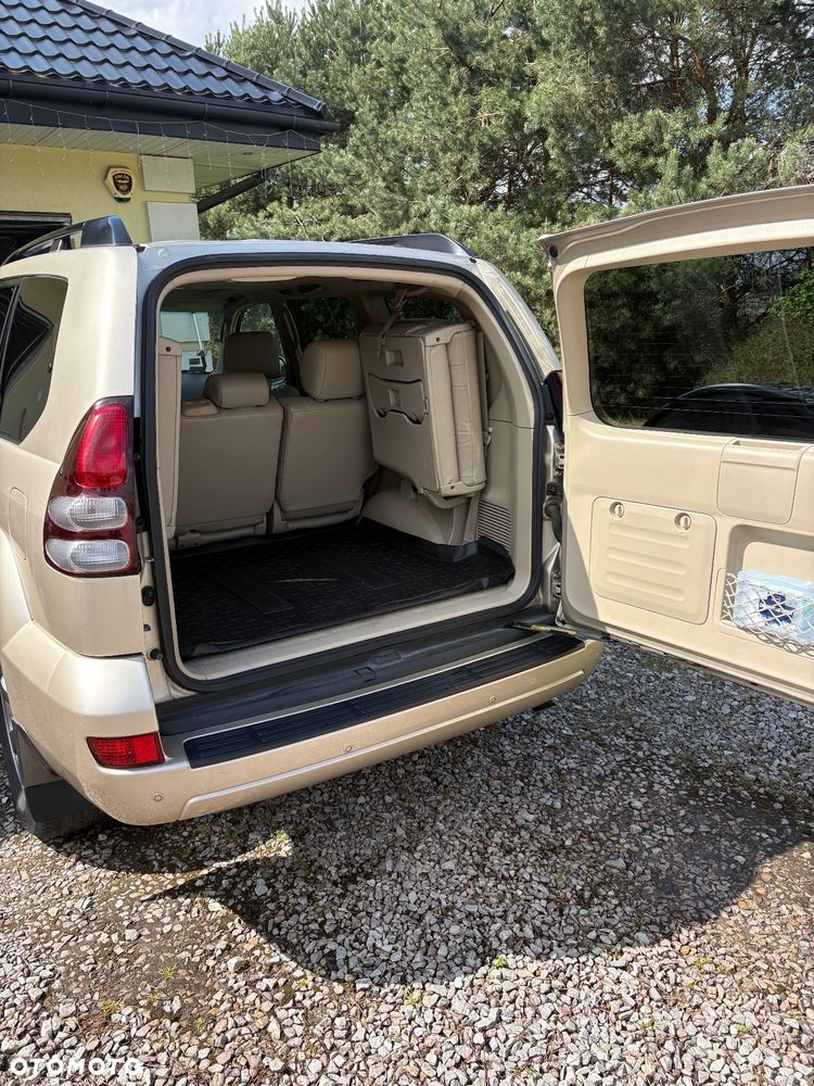 Toyota Land Cruiser - 8