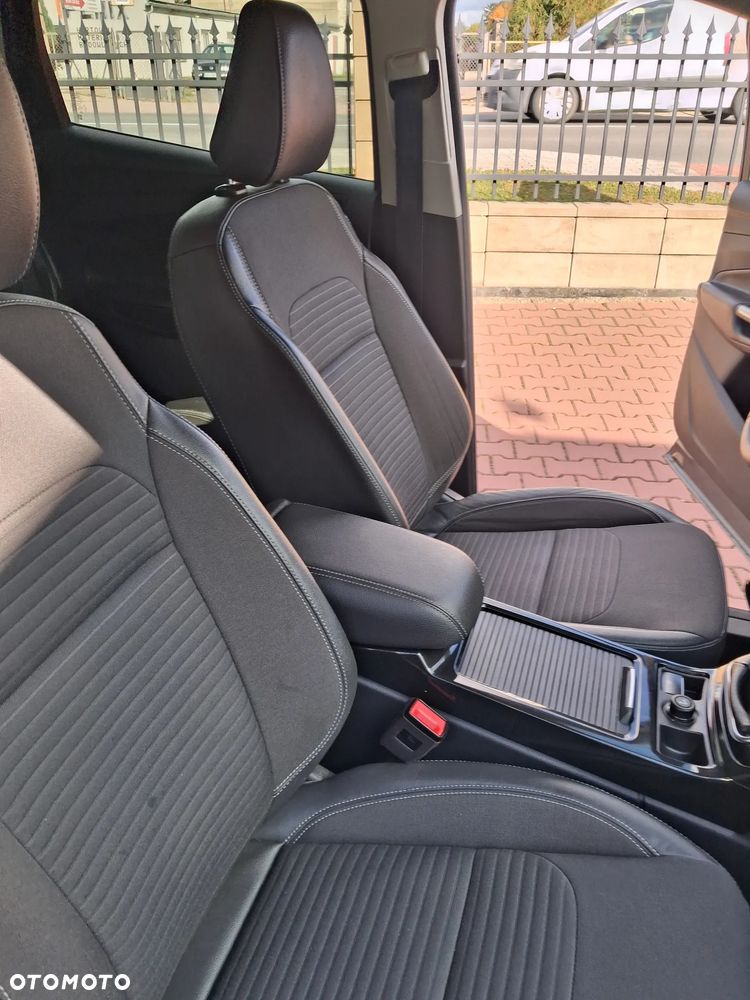 Ford Kuga - 15