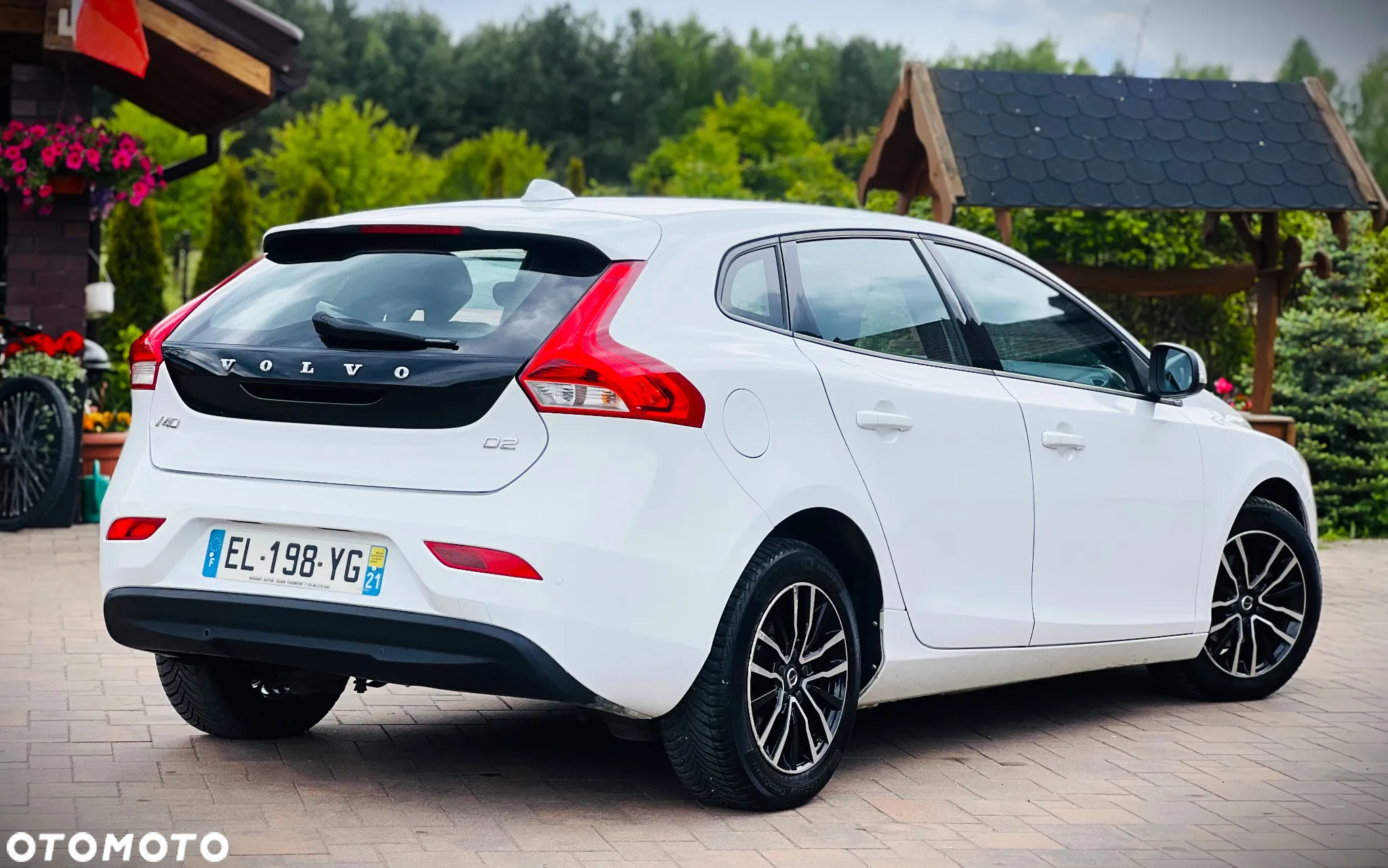 Volvo V40 D2 Drive-E Momentum - 19