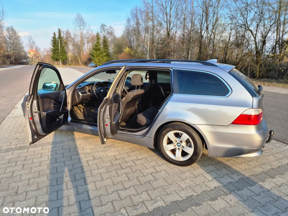 BMW Seria 5 520d - 15