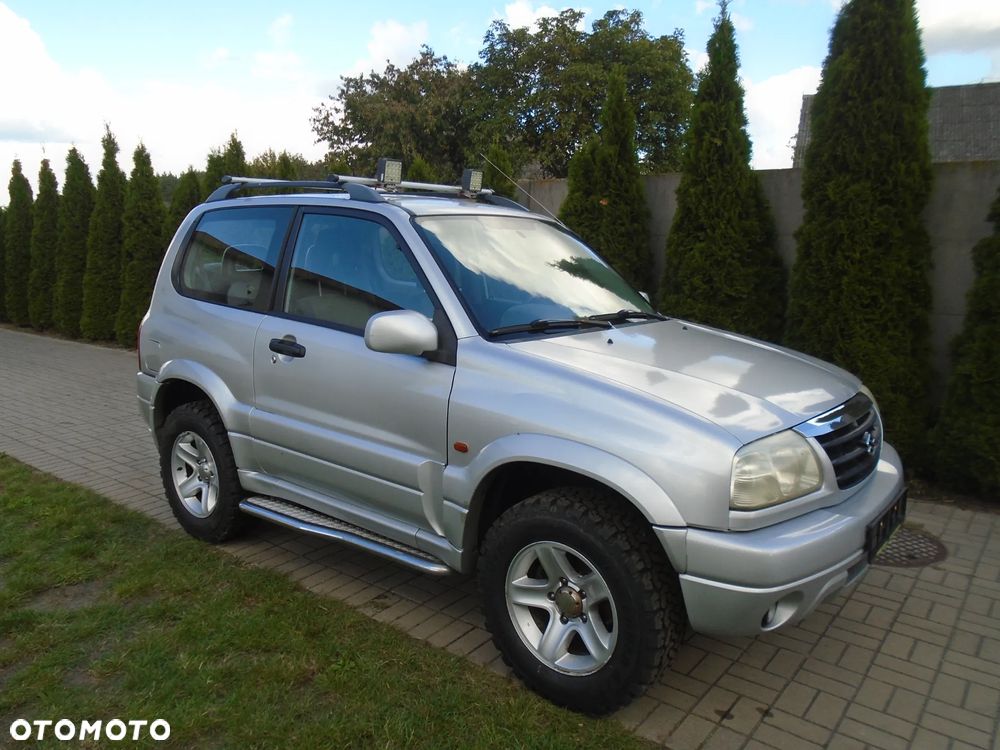 Suzuki Grand Vitara 2.0 - 4