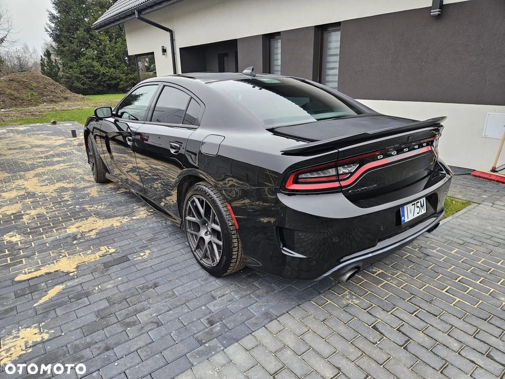 Dodge Charger 5.7 R/T Daytona - 5