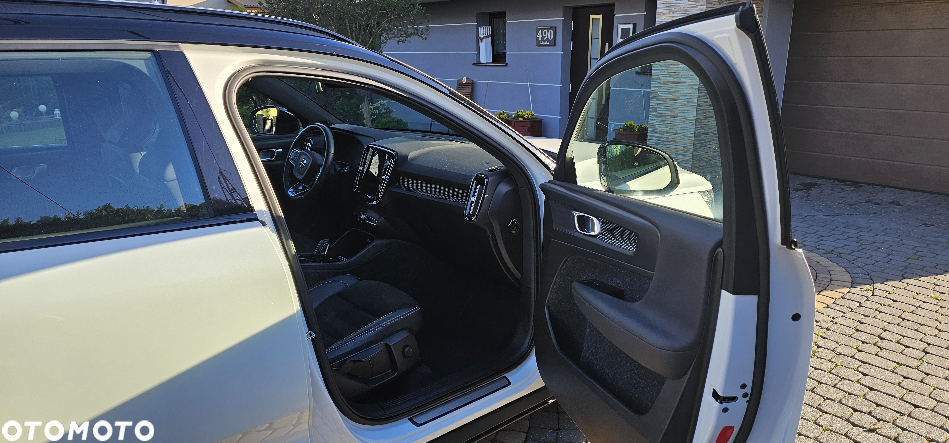 Volvo XC 40 T3 R-Design - 8