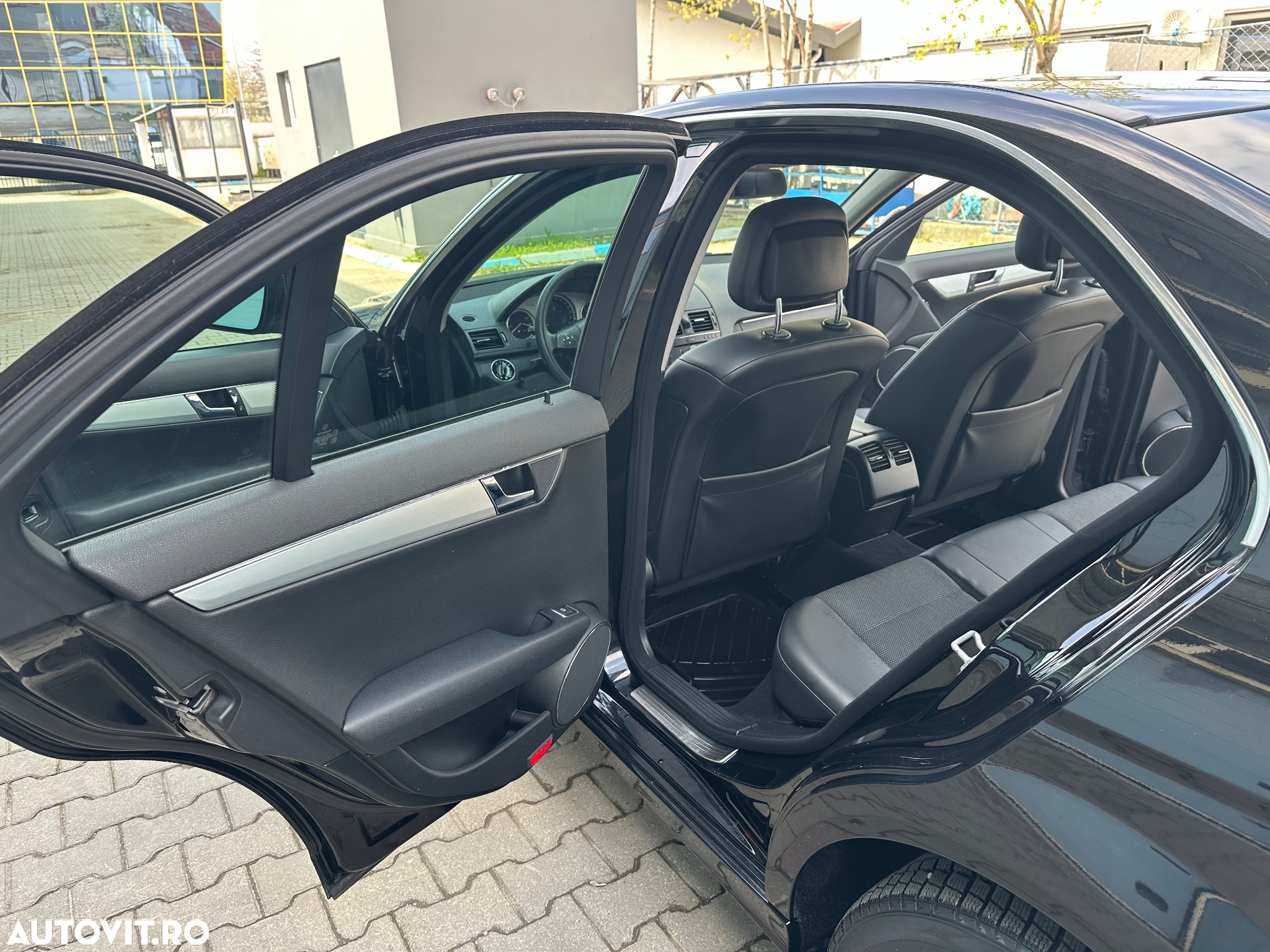 Mercedes-Benz C 220 CDI - 24