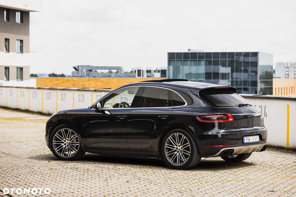 Porsche Macan - 12