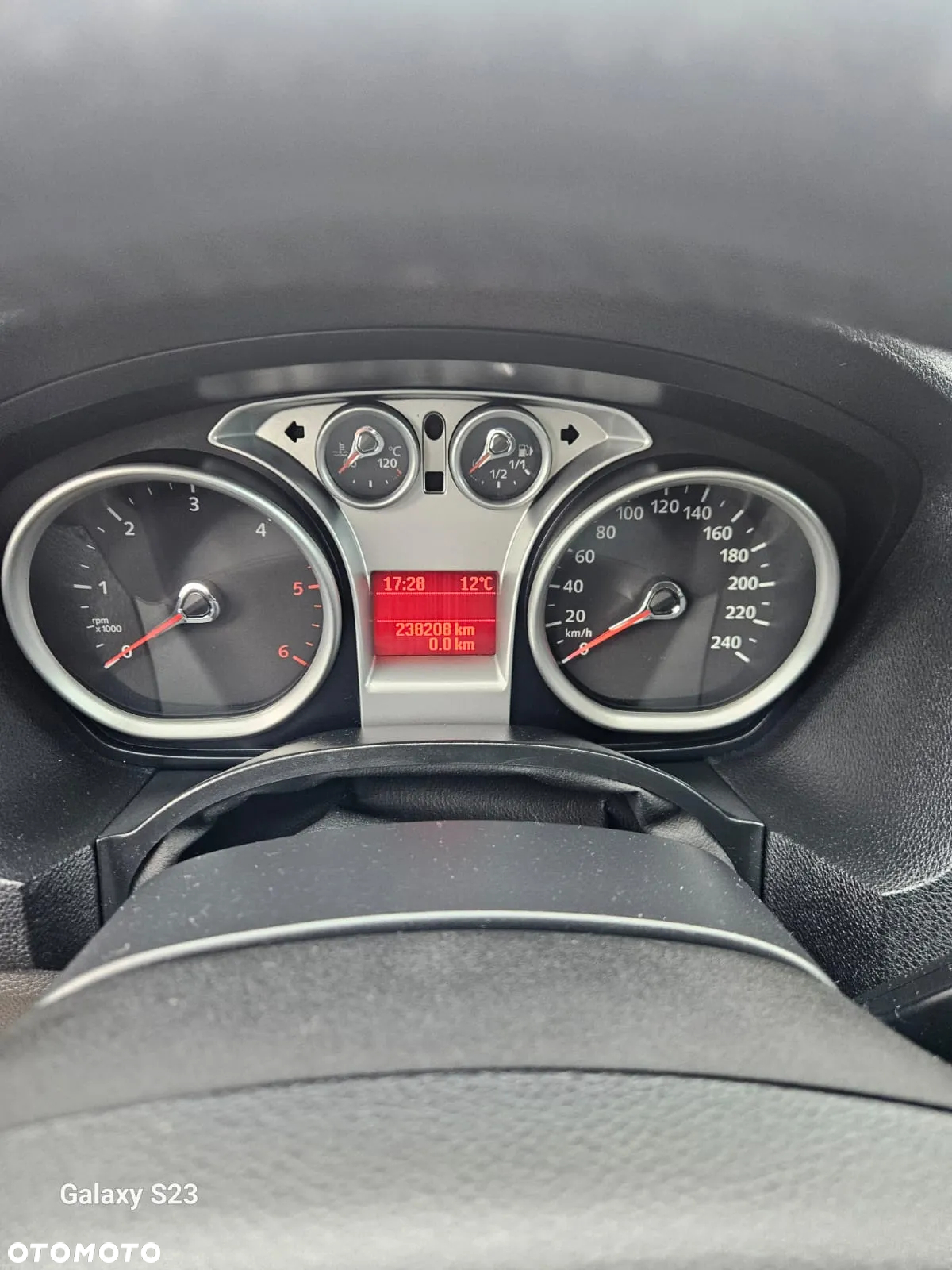 Ford Kuga 2.0 TDCi 4x4 Titanium - 8