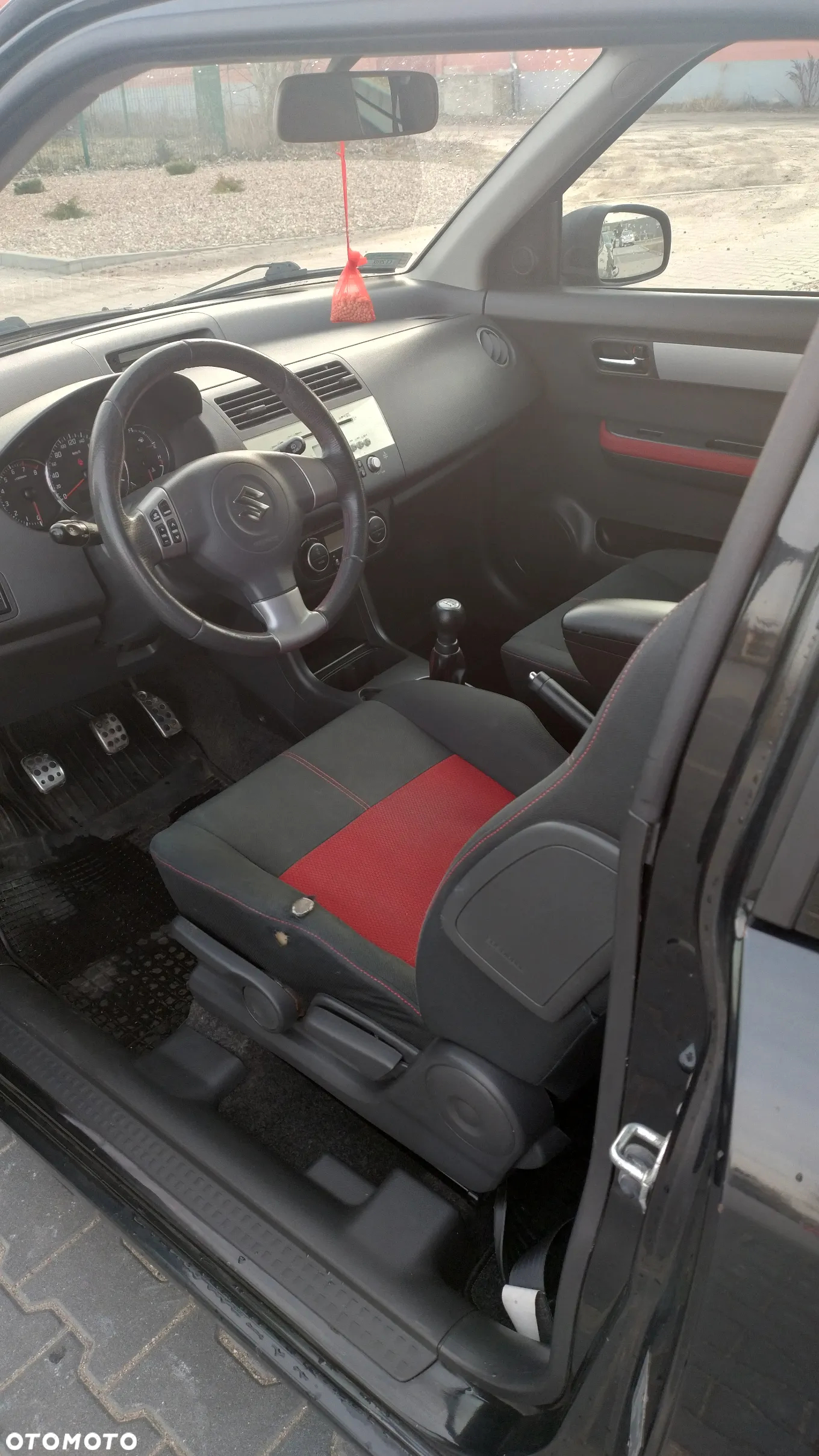 Suzuki Swift 1.6 Sport - 20