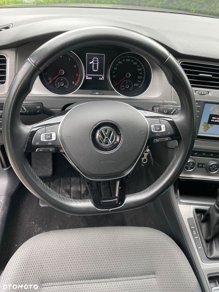 Volkswagen Golf 1.2 TSI BMT Trendline Perfectline - 17
